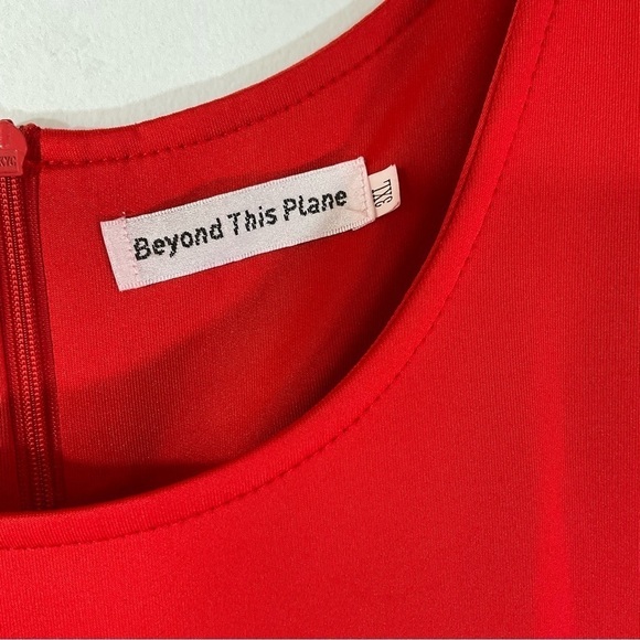 Beyond This Plane Red Black Bodycon Illusion Dress in 1XL - Picture 5 of 10